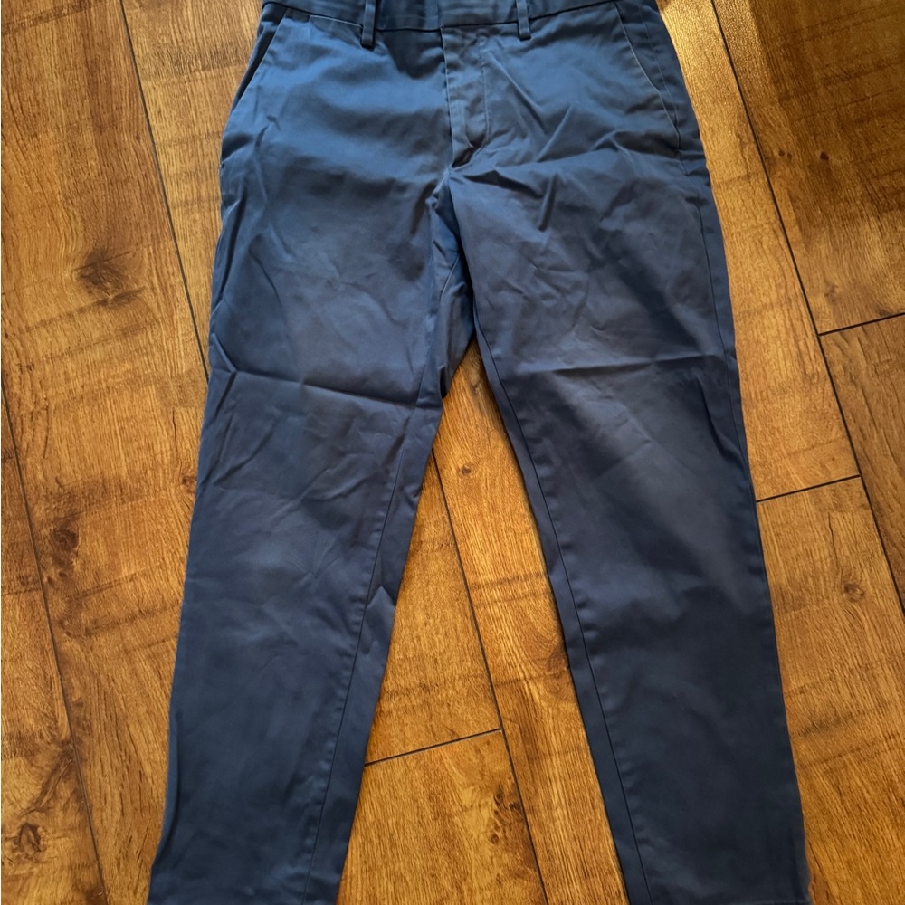 2 Pairs Men's Pants: Banana Republic & Sonoma